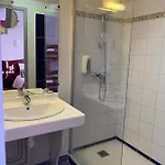 Les Commercants Hotel 2*