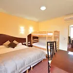 Les Commercants Hotel