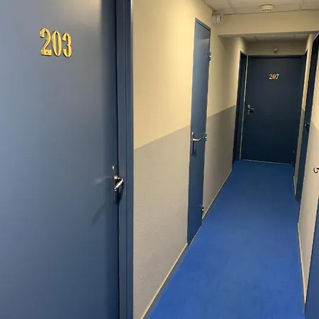 Hotel Les Commercants 2*