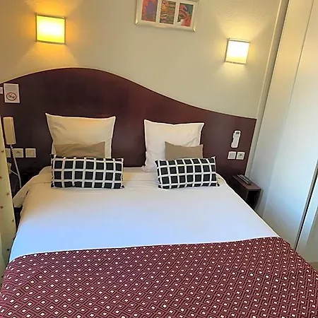 Hotel Les Commercants 2*