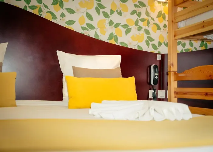 雷康梅尔坎酒店