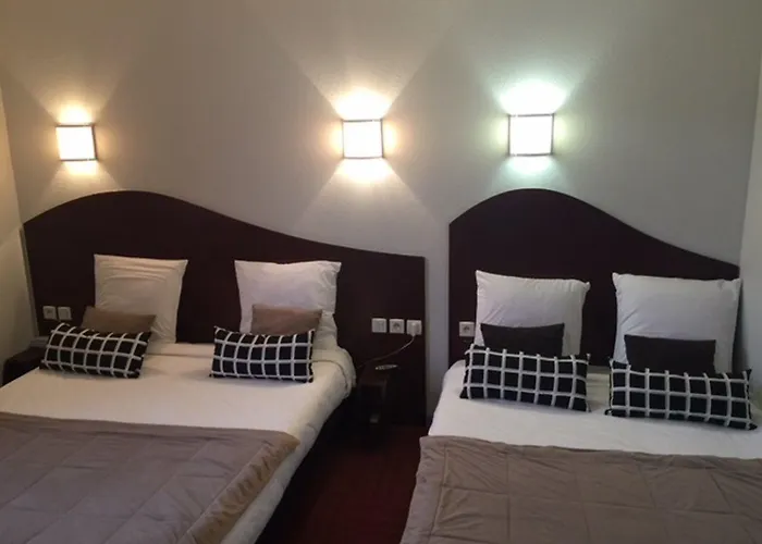 雷康梅尔坎酒店 2* 克莱蒙费朗