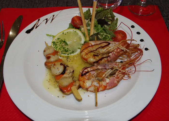 Les Commercants فندق كليرمونت-فيراند