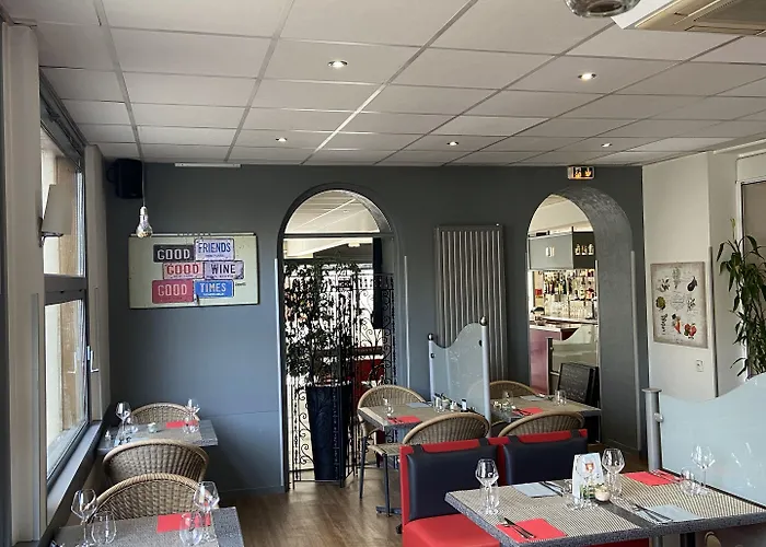 雷康梅尔坎酒店 2*